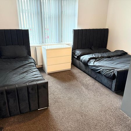 Woolpack Aparthotel Huddersfield Eksteriør bilde