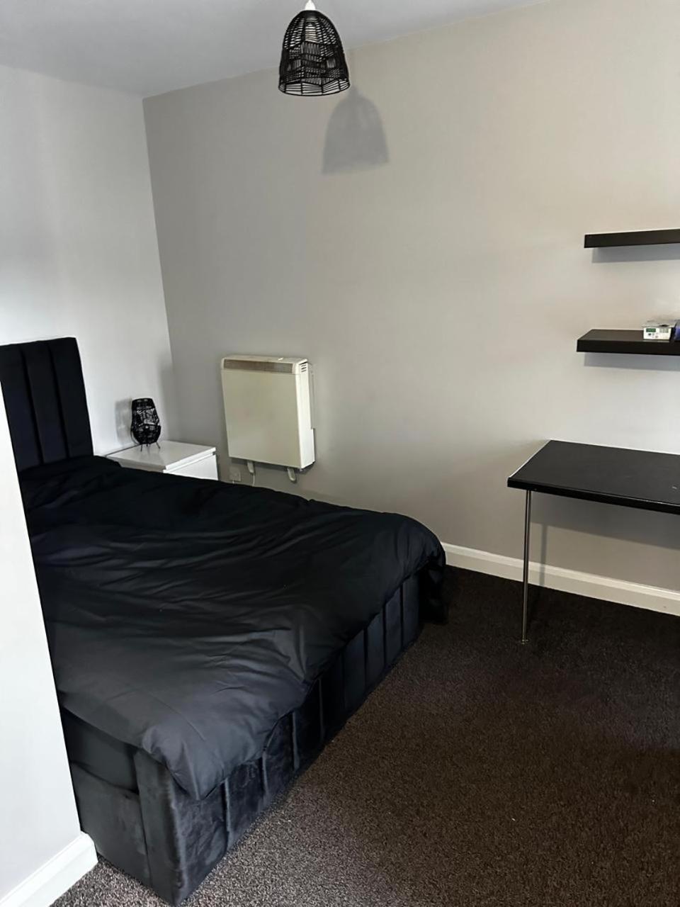 Woolpack Aparthotel Huddersfield Eksteriør bilde